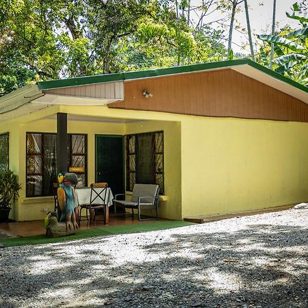 Casa Tucanes Manuel Antonio Esterno foto