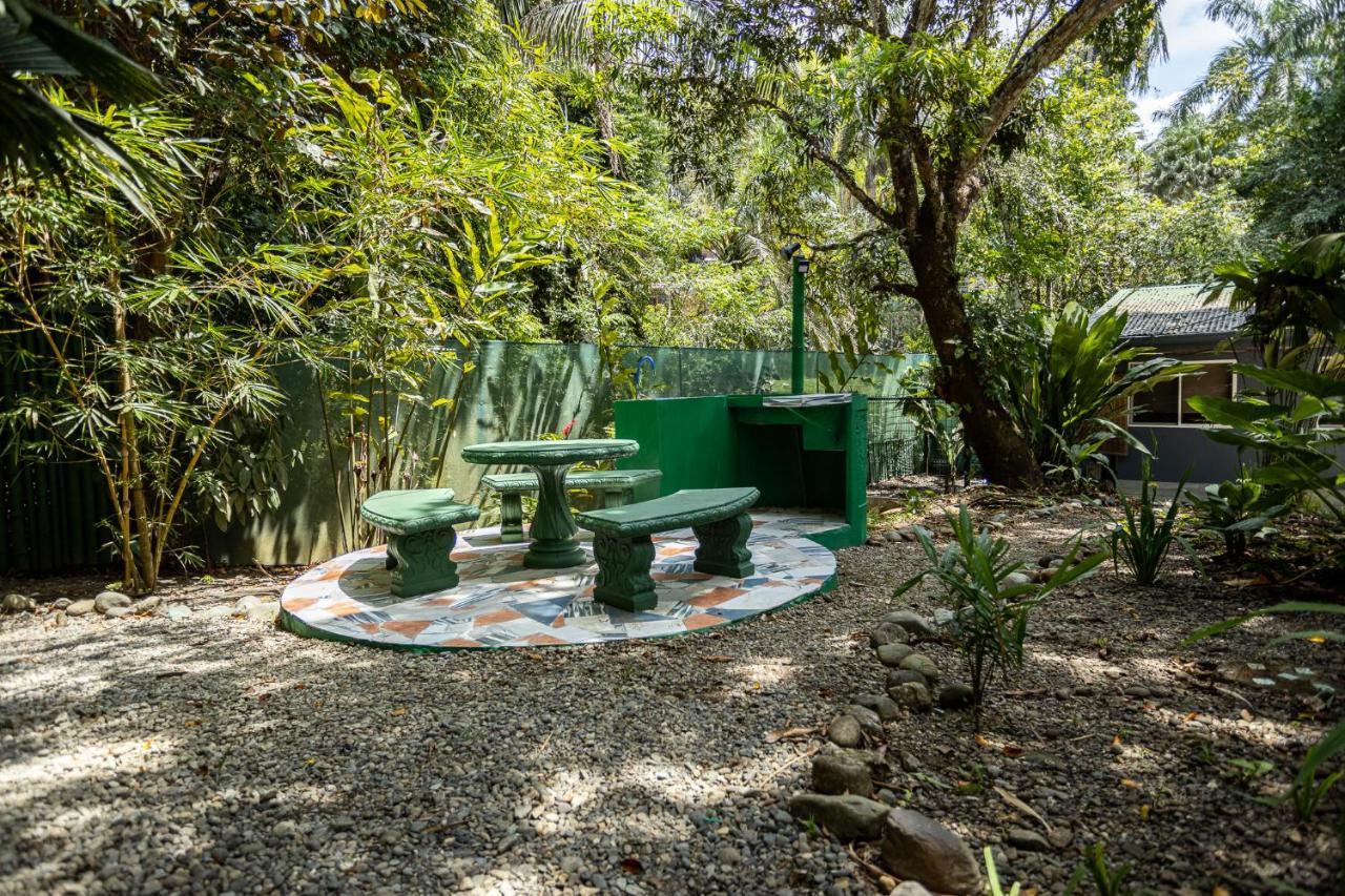 Casa Tucanes Manuel Antonio Esterno foto
