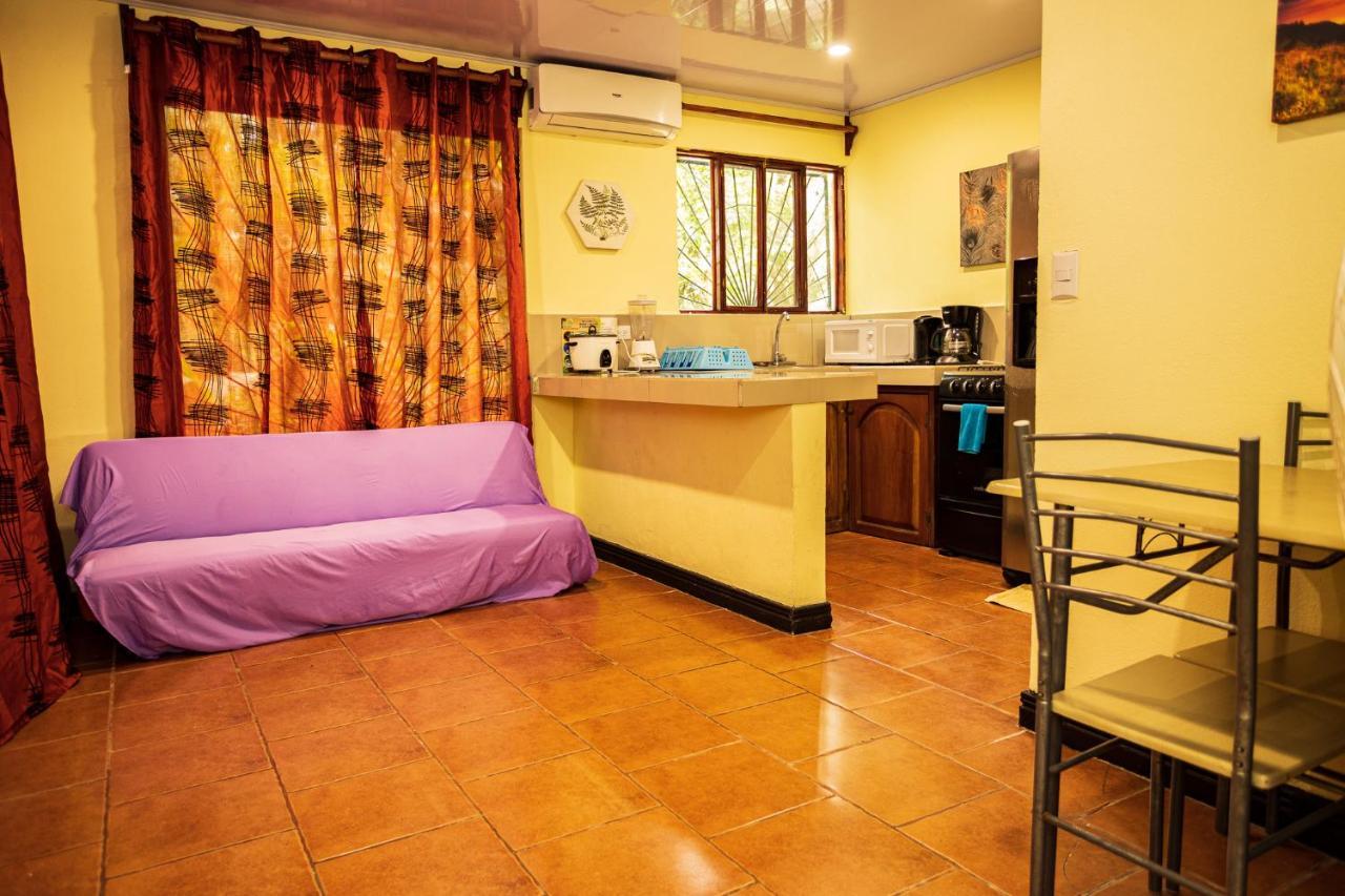 Casa Tucanes Manuel Antonio Esterno foto